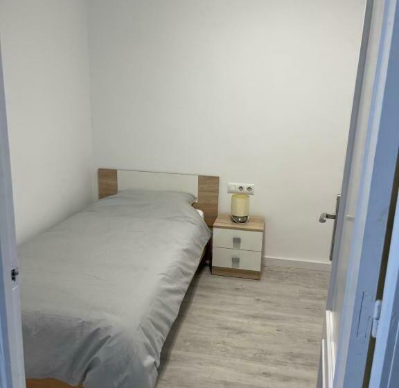 ３ベッドルームアパートメント, Old Town Oliva Guest Apartment