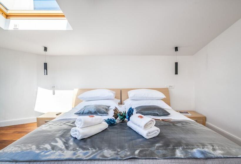 Номер Стандарт, Galeria Valeria Seaside Downtown   Mag Quaint & Elegant Boutique Hotels