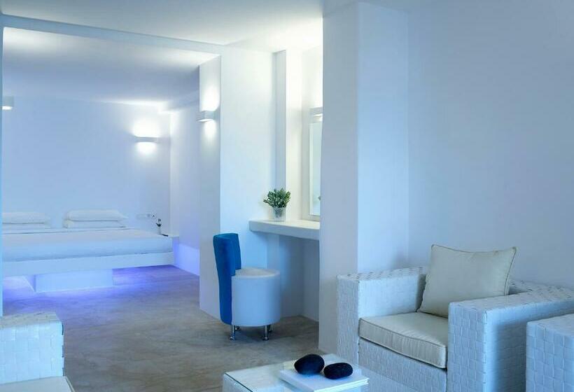 اتاق سوپریور, Aurora Luxury Suites