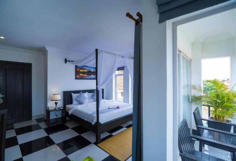 اتاق لوکس با چشم‌انداز شهر, Rithy Rine Angkor Residence