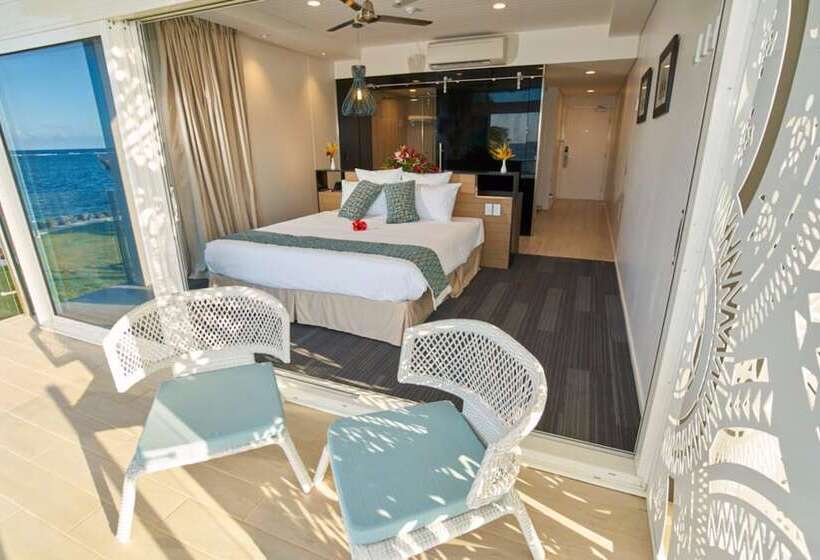 اتاق لوکس با چشم‌انداز دریا, Taumeasina Island Resort