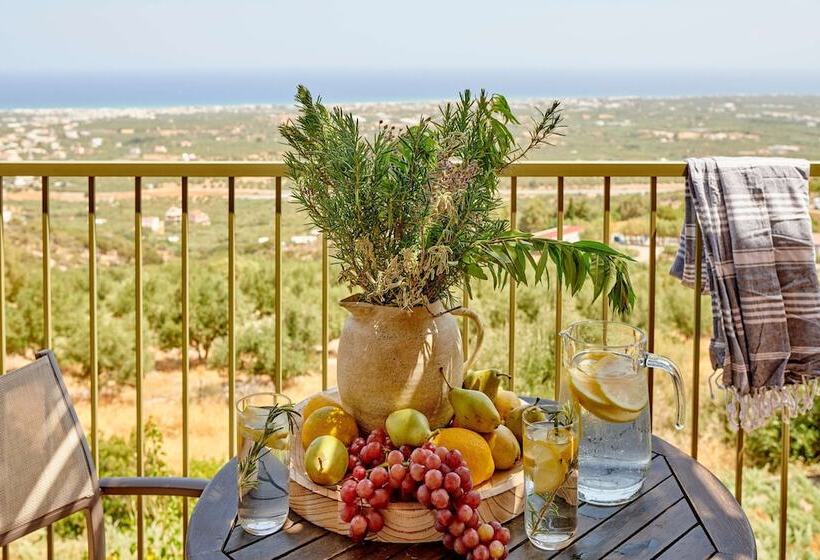 Люкс Семейный 2 Спальни, Village Heights Resort