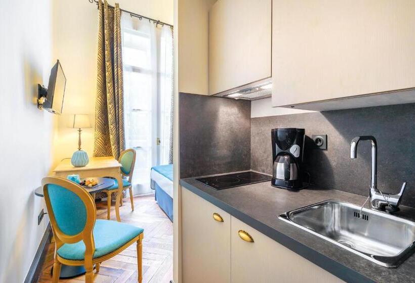 Апартаменты Superior 1 Спальня, Appart City Collection Nîmes Arènes