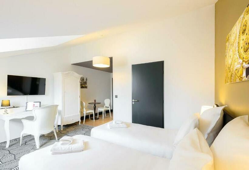 Студия Стандарт, Appart City Collection Nîmes Arènes