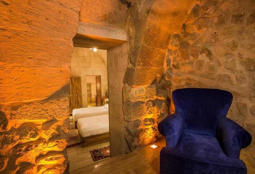주니어 스위트, Caldera Cave Hotel & Restaurant