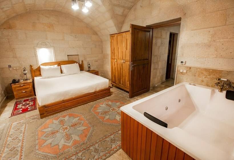 스위트 킹사이즈 침대, Caldera Cave Hotel & Restaurant