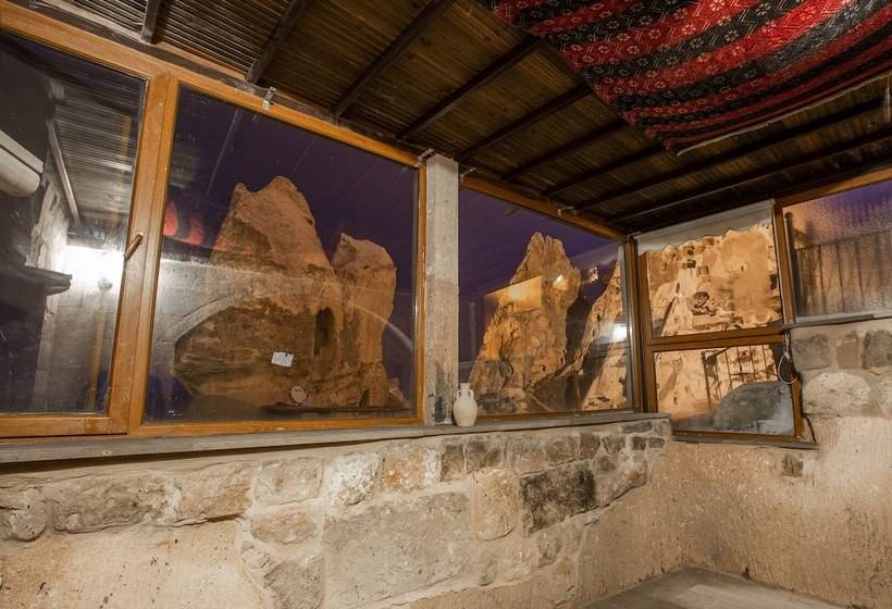 Люкс Повышенной Комфортности, Caldera Cave Hotel & Restaurant