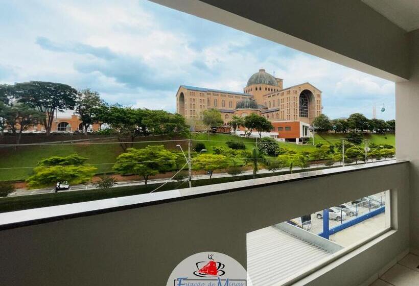 豪华房间, Estação De Minas