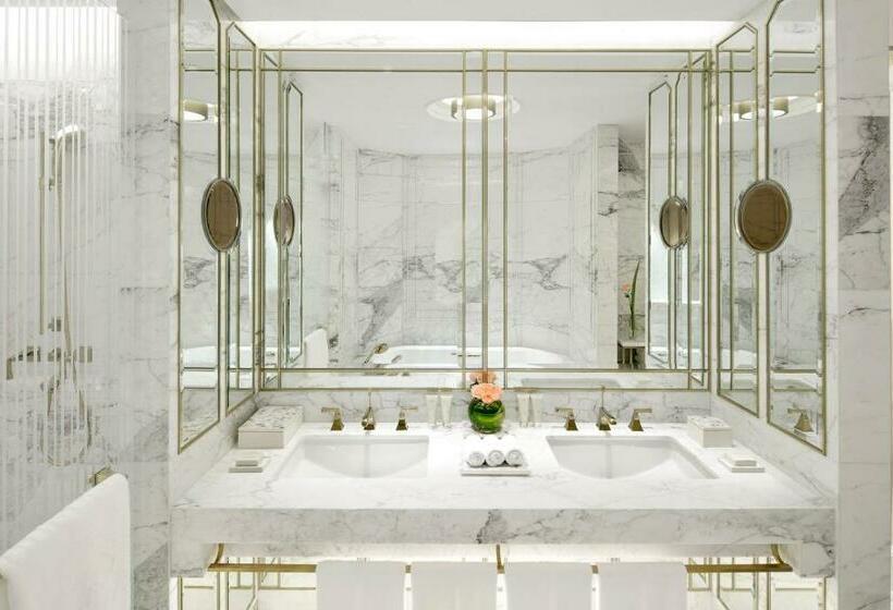 Номер Deluxe Вид на Море, The Langham Haikou