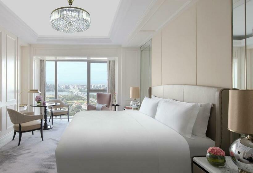 Номер Deluxe Кровать Кинг, The Langham Haikou
