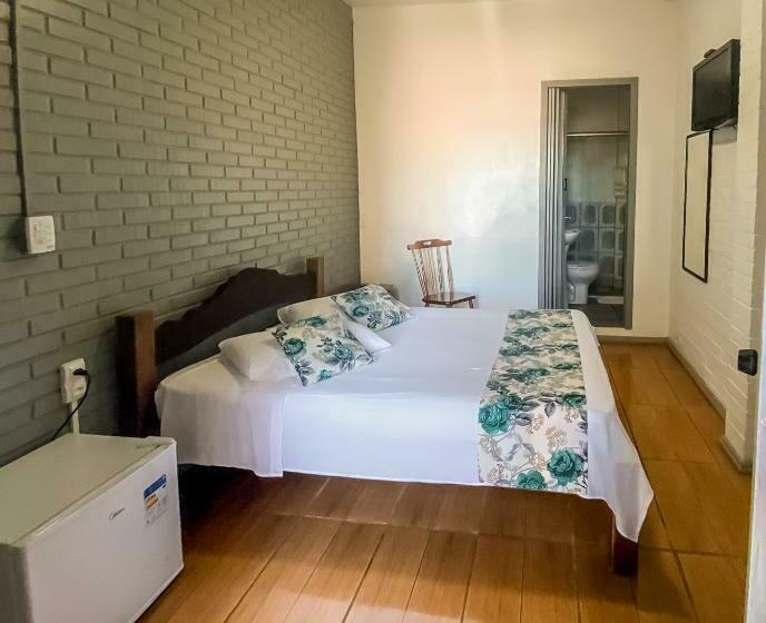 Quarto Estandar, Voa Pousada Brisa