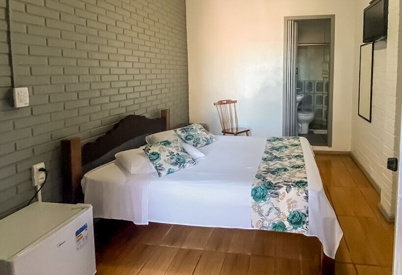 Quarto Estandar, Voa Pousada Brisa