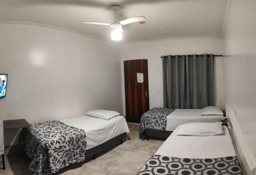 חדר סטנדרט לשלושה, Pluma Hotel Cidade