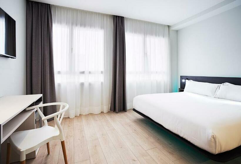 Quarto Deluxe, B&b Hotel Madrid Centro Puerta Del Sol