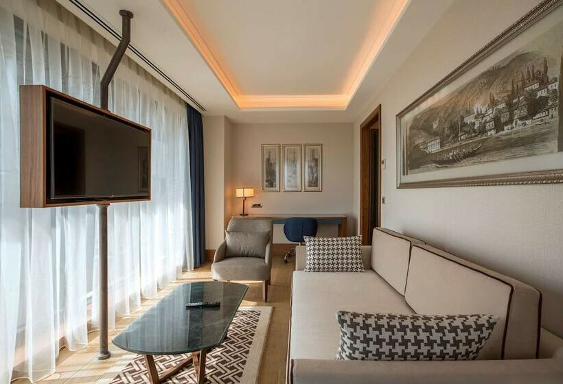 Люкс Вид на Город, Golden Tulip Istanbul Bayrampasa