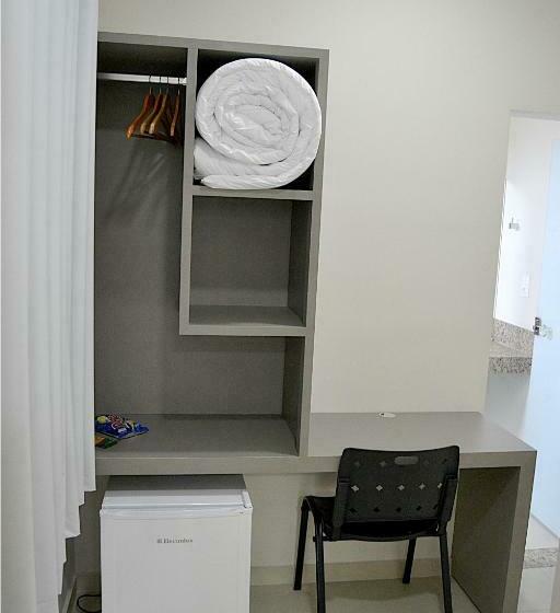 Quarto Deluxe, Ribs
