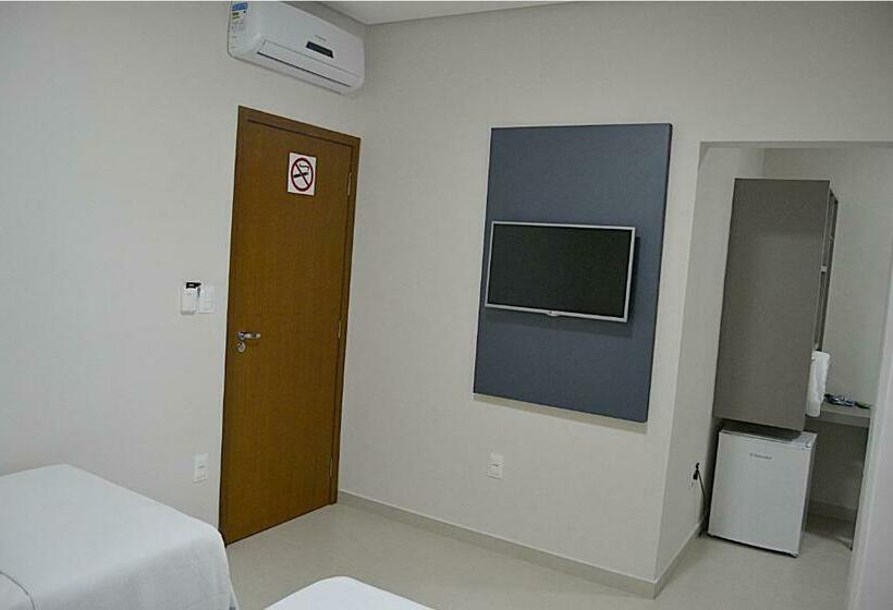 Quarto Quádruplo Deluxe, Ribs