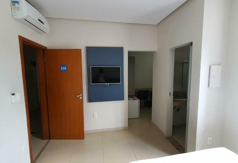 Quarto Triplo Deluxe, Ribs