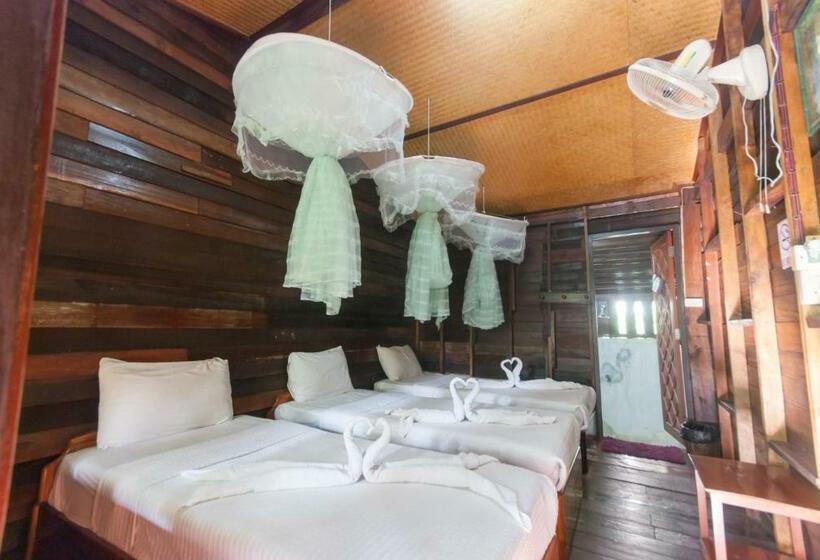 Номер Стандарт Трехместный, Namkhong Guesthouse And Resort