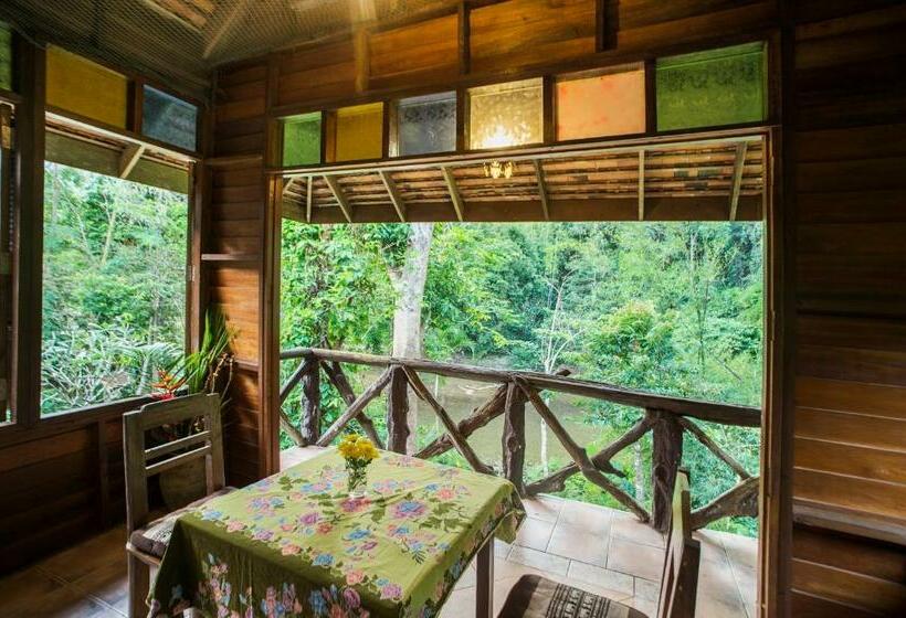 スタンダードトリプルルーム, Art S Riverview Lodge