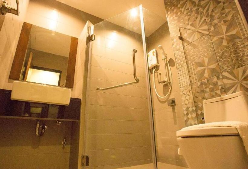 디럭스 룸, Aziss Boutique Hotel   Sha Plus