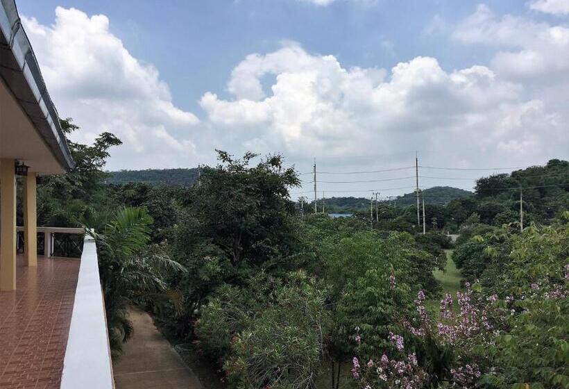 Семейный Номер, ฺbaan Ing Khao Resort