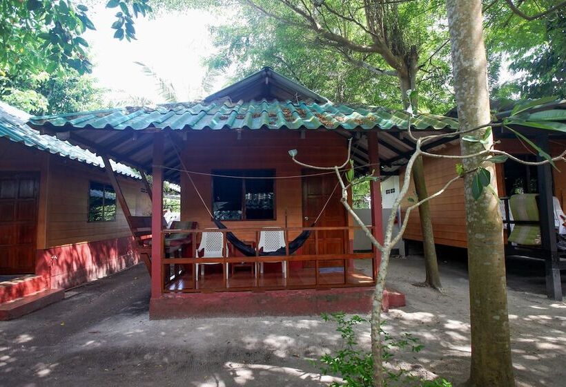 Номер Стандарт Трехместный, Family Song Koh Lipe