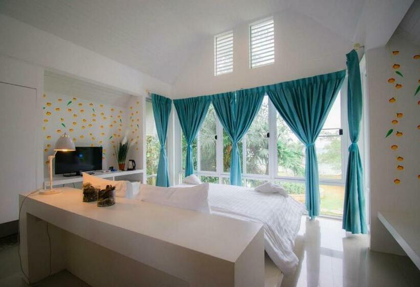 بنگله خانوادگی, Koh Mak Resort