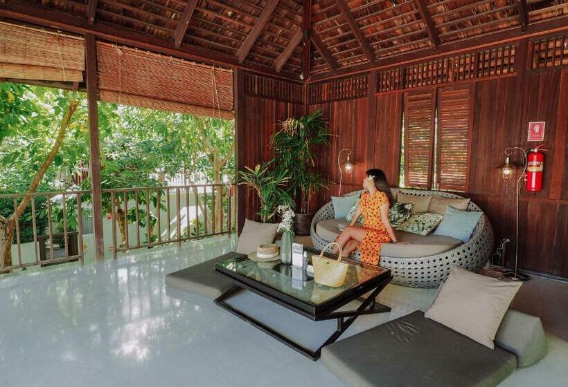 ویلای یک اتاق خوابه با استخر شنا, The Palayana Hua Hin