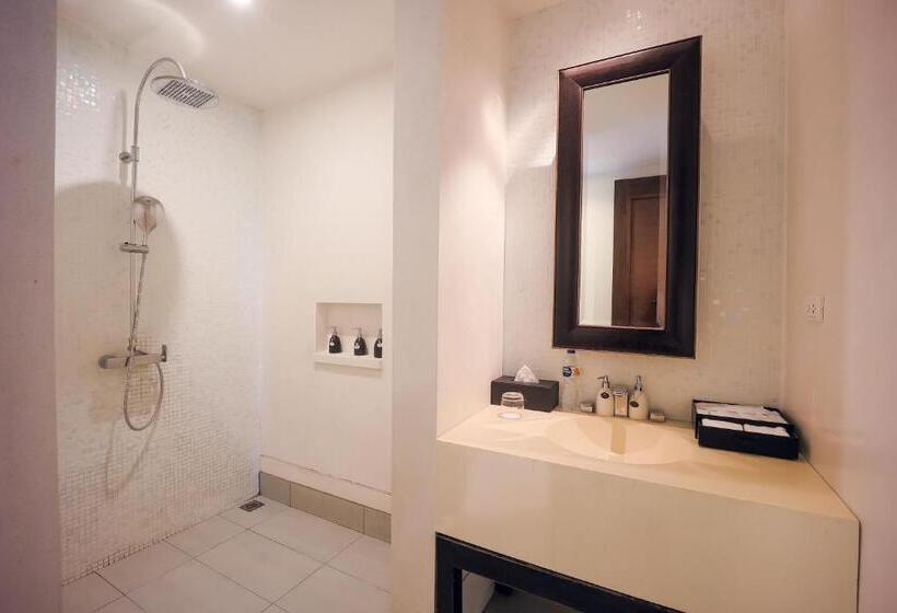 سوئیت 2 خوابه, The Palayana Hua Hin