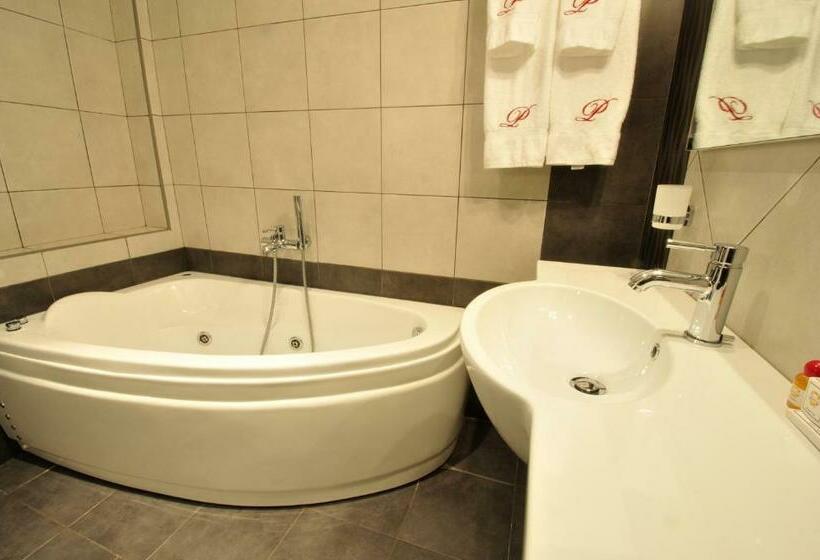 סוויטה עם ג'קוזי, נוף לים, Il Palazzo Rooms & Suites