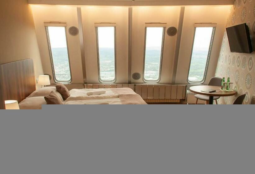 共用浴室的经济型房间, Ještěd