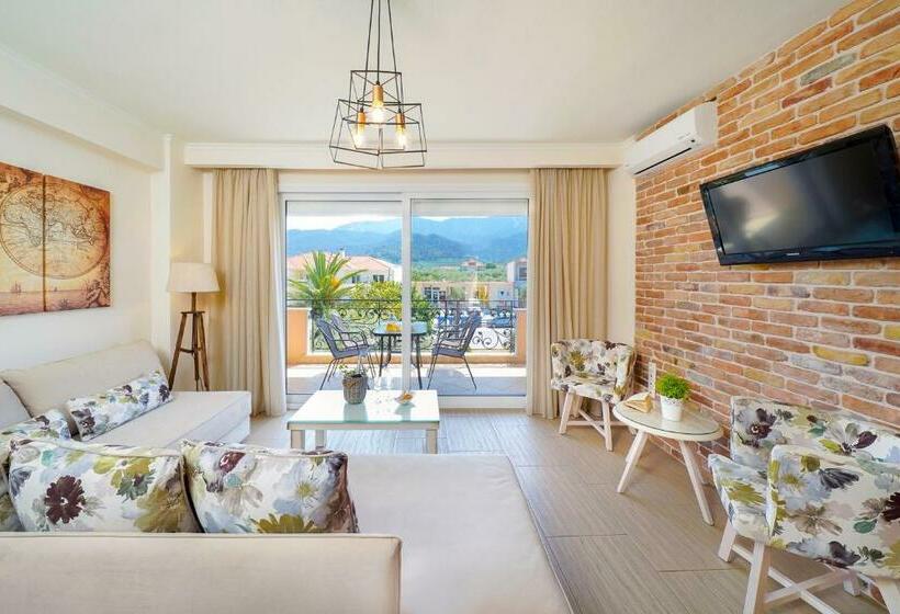 家庭套房, Luxury Villa Fotini