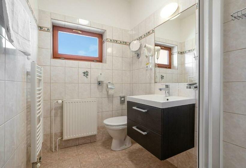 חדר סטנדרט לשלושה עם מרפסת, Penzion Balcony