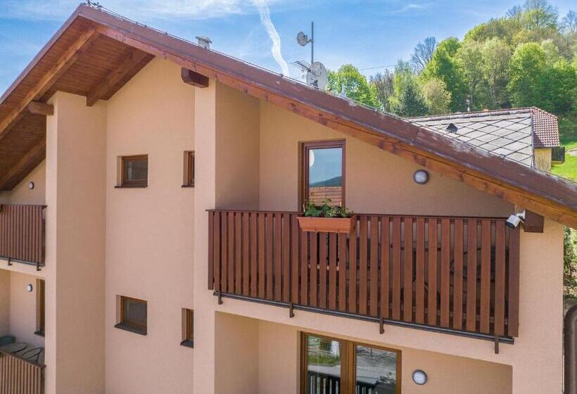 חדר סטנדרט לשלושה עם מרפסת, Penzion Balcony