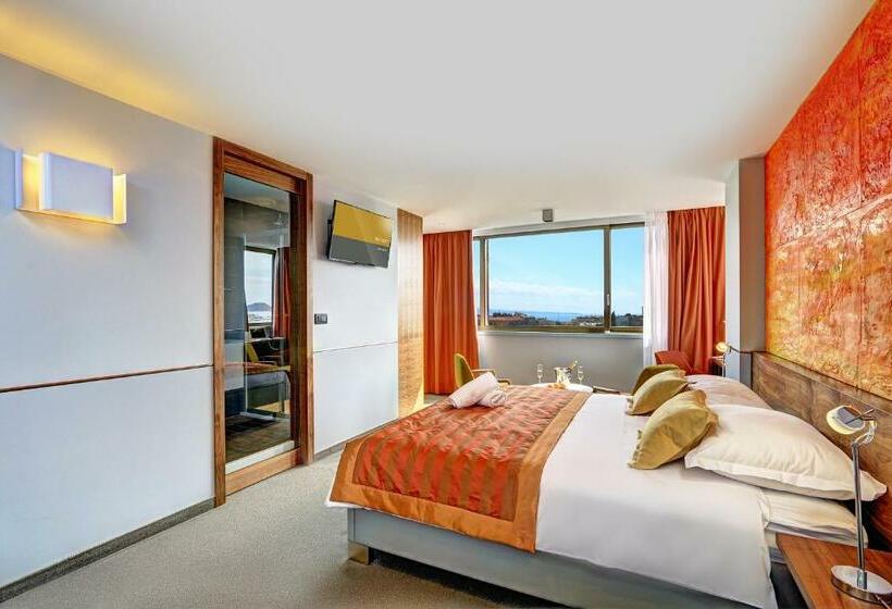 Люкс Deluxe Вид на Море, Horizon Luxury Suites & Design Rooms