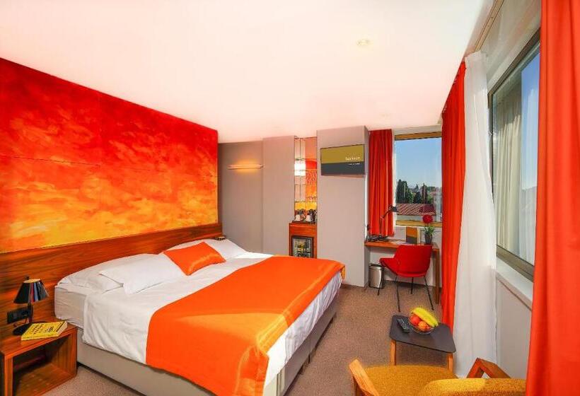 Номер Superior Вид на Море, Horizon Luxury Suites & Design Rooms