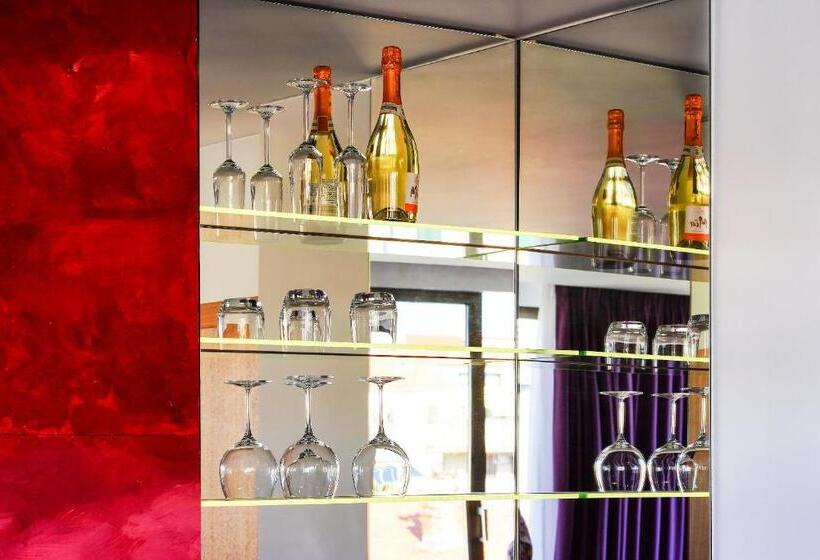 Номер Deluxe Вид на Город, Horizon Luxury Suites & Design Rooms