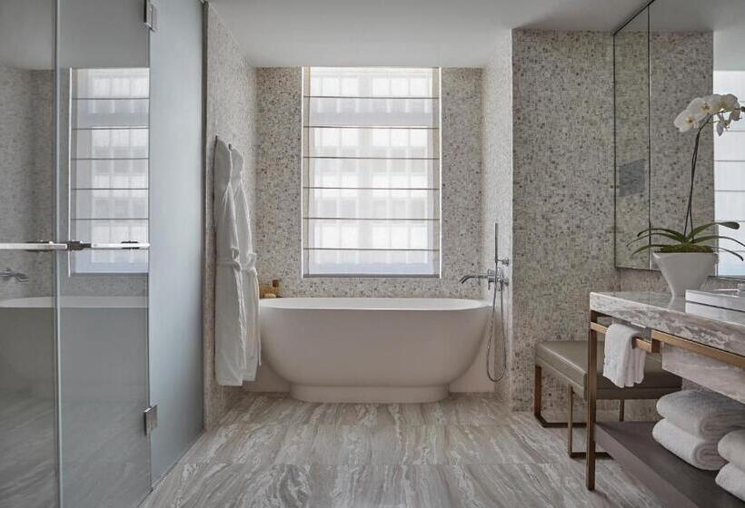 Quarto Estandar Cama King, Four Seasons Hotel New York Downtown