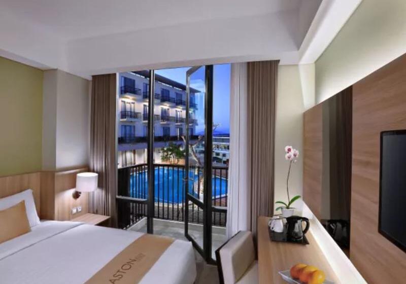 Номер Superior Вид на Бассейн, Aston Inn Mataram