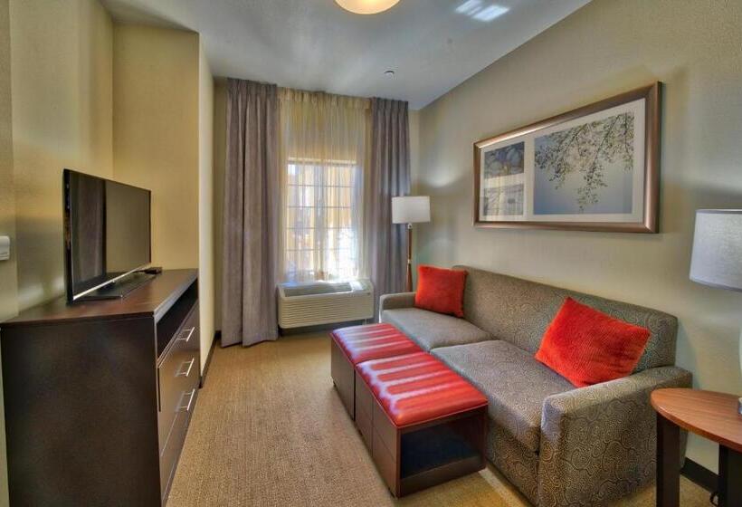 带2个卧室的套房, Staybridge Suites Lubbock South, An Ihg