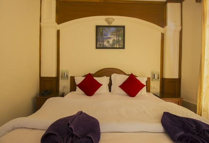 Номер Deluxe, Sunset Beach Resort