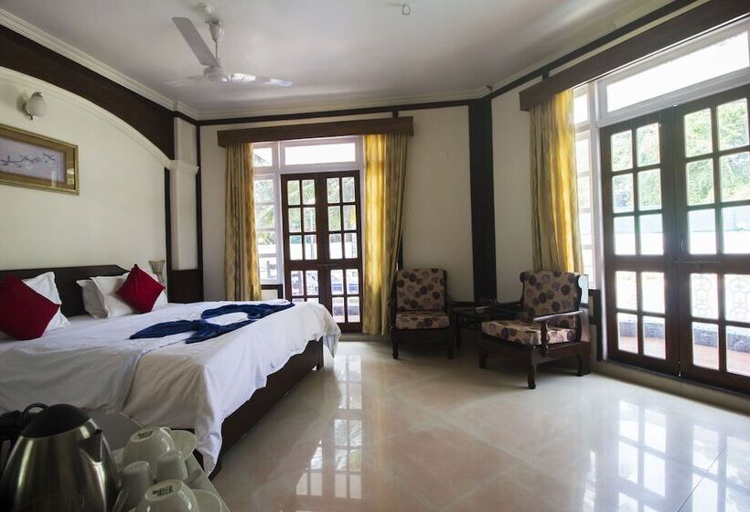 Номер Deluxe, Sunset Beach Resort