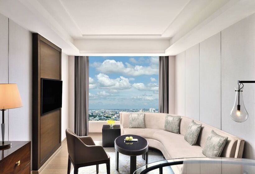 Люкс Повышенной Комфортности, Jw Marriott Hotel Kolkata