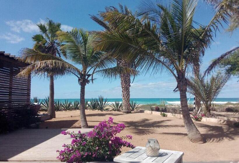 Quarto Deluxe Vista Mar com Sacada, Villa Cristina Alojamento, Praia De Chaves, Boa Vista, Cape Verde, Wi Fi