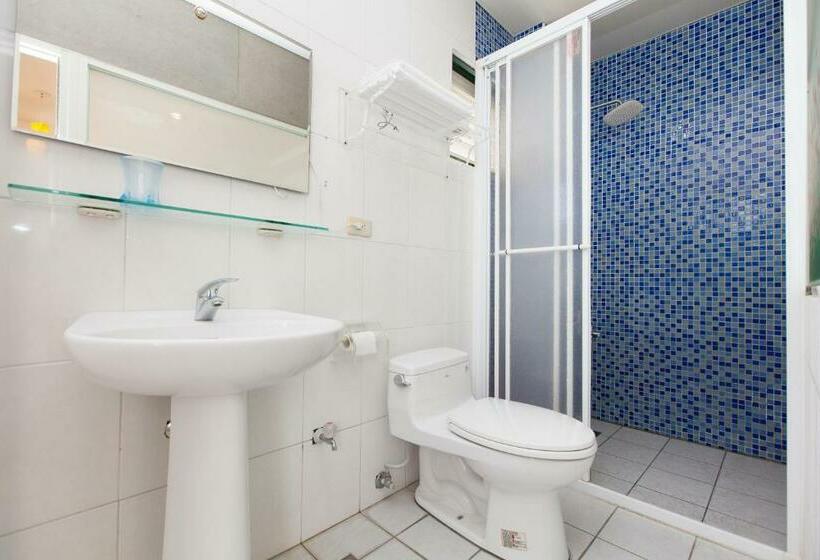 اتاق استاندارد, Chun Feng Cao Tang Homestay