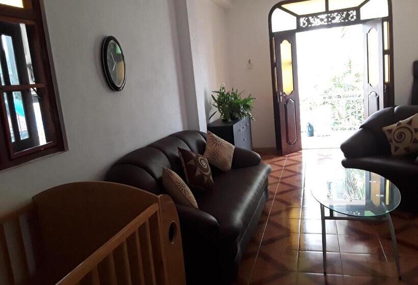 침실 1개 아파트, Flamingo Guest House