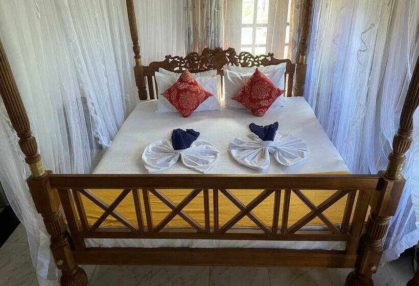 디럭스 룸, Flamingo Guest House