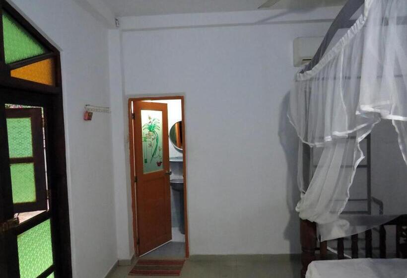 Номер Стандарт, La Villa