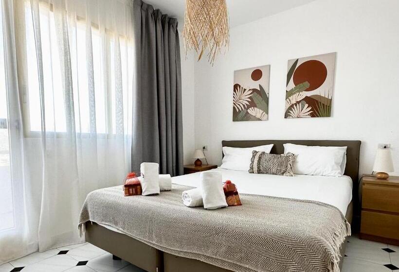 带2个卧室的标准洋房, Albir Hills Apartments